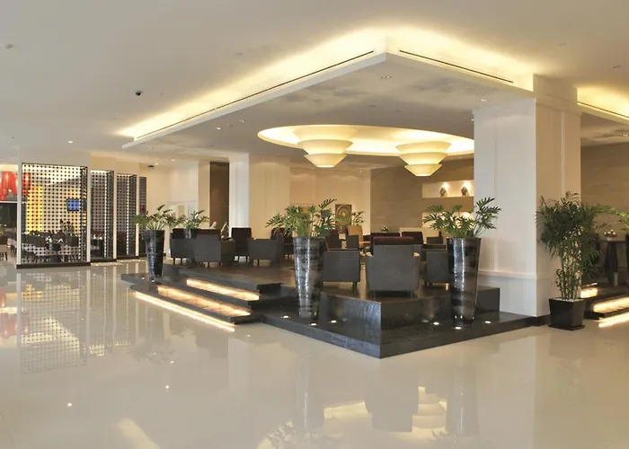Hotel The Narathiwas & Sathorn 4*