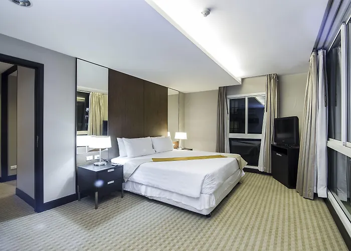 The Narathiwas & Sathorn Hotel 4*