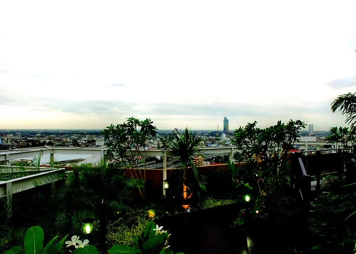 Hotel The Narathiwas & Sathorn 4*